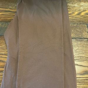 Lularoe solid taupe leggings, tc